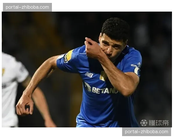 欧洲多队争抢洛里昂后卫夸西，转会费预计达1000万欧元